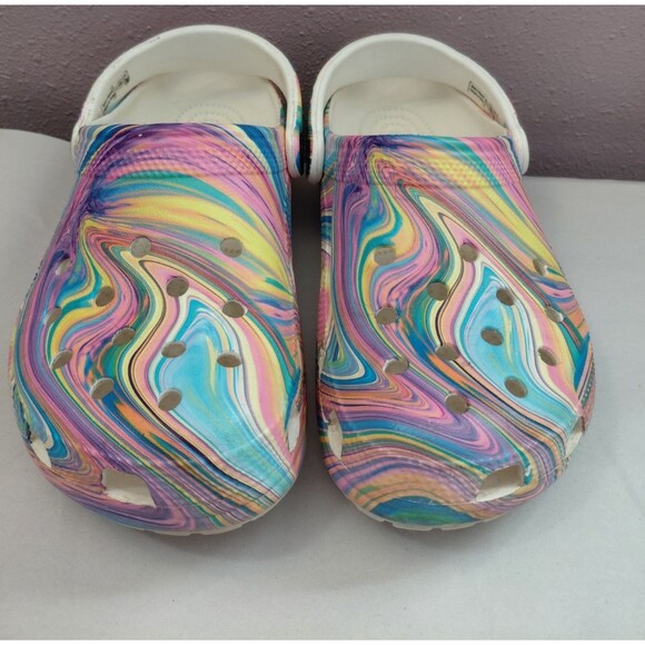 Crocs Classic Rainbow Watercolors Tye-Dye Men’s Clog Size 7 Women's/ Men's 5 - Picture 2 of 8
